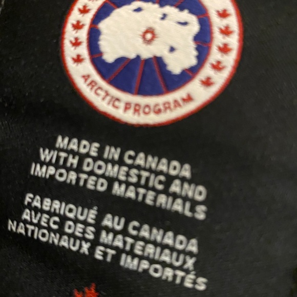 Canada Goose - Picture 3 of 5